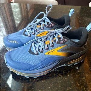 Brooks Blue and orange Running Shoes size 8